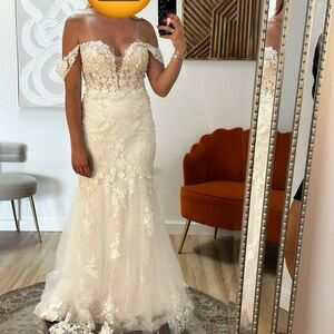 Lis Simon Maya Wedding Dress